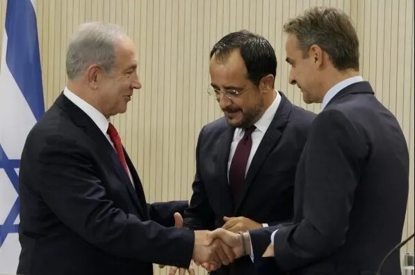 Atina kirli ittifakı açık açık itiraf etti! Yunanistan Türkiye’ye karşı olası bir savaşa hazırlanıyor